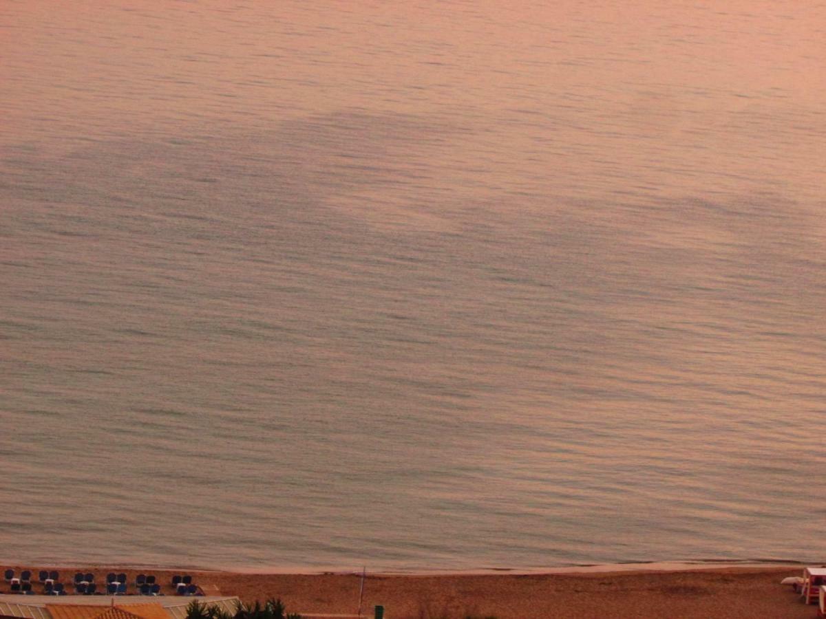 Kallopsia - Glifada Beach Menigos Resort By New Era Esterno foto
